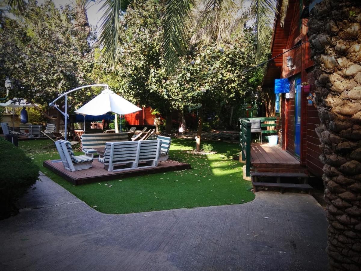 Family Cabin Menahemya Bagian luar foto