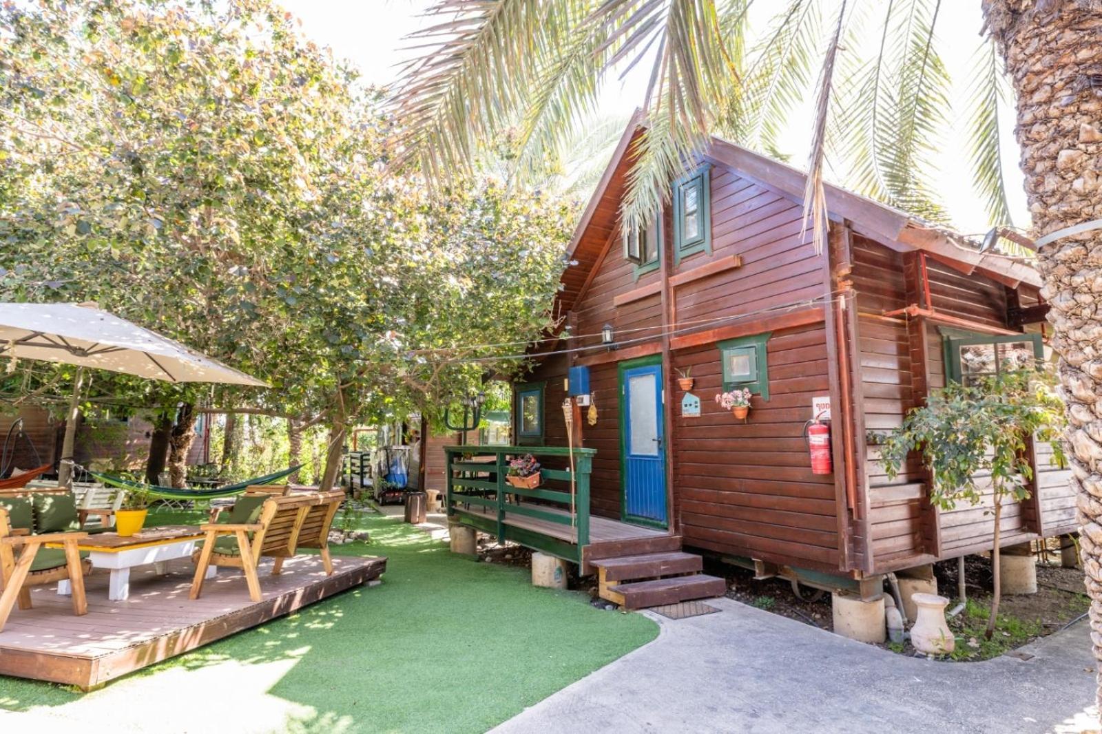 Family Cabin Menahemya Bagian luar foto